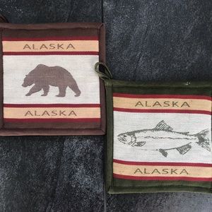 Arctic Circle Alaska Pot Holders